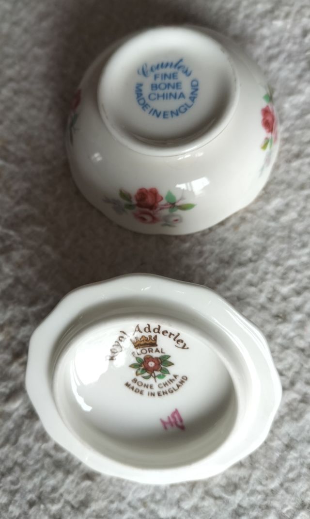 Set di 2 fiori in porcellana «Royal Adderley»