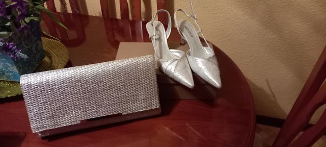 Vestido, zapatos y bolso de Madrina