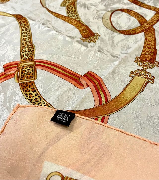 Foulard Sorelle Fontana