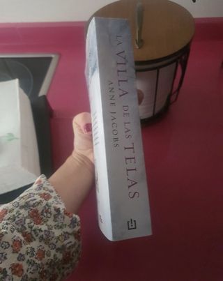 Libro La villa de las telas