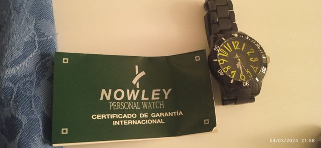 RELOJ NUEVO CON GARANTÍA Y CAJA NOWLEY JUVENIL 