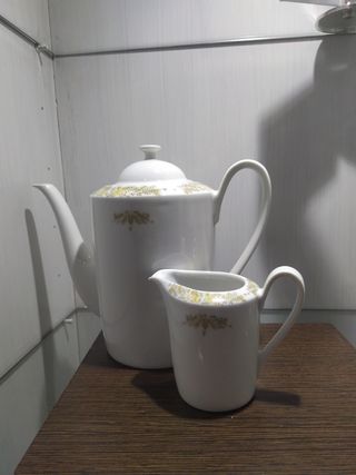 Set caffettiera e lattiera porcellana