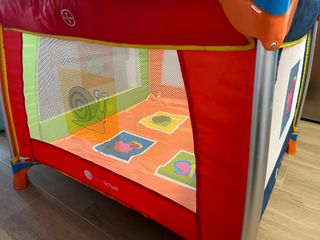 Parque Infantil con colchoneta Hauck