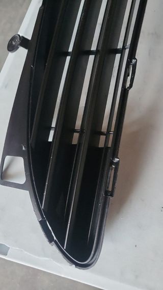 Rejilla paragolpes Peugeot 206 1998 al 2005