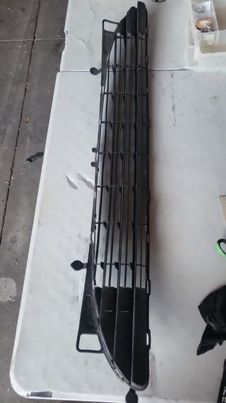 Rejilla paragolpes Peugeot 206 1998 al 2005