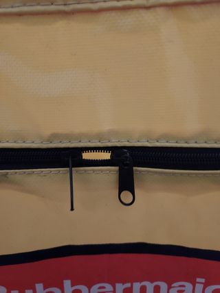 bolsa carro limpieza Rubbermaid