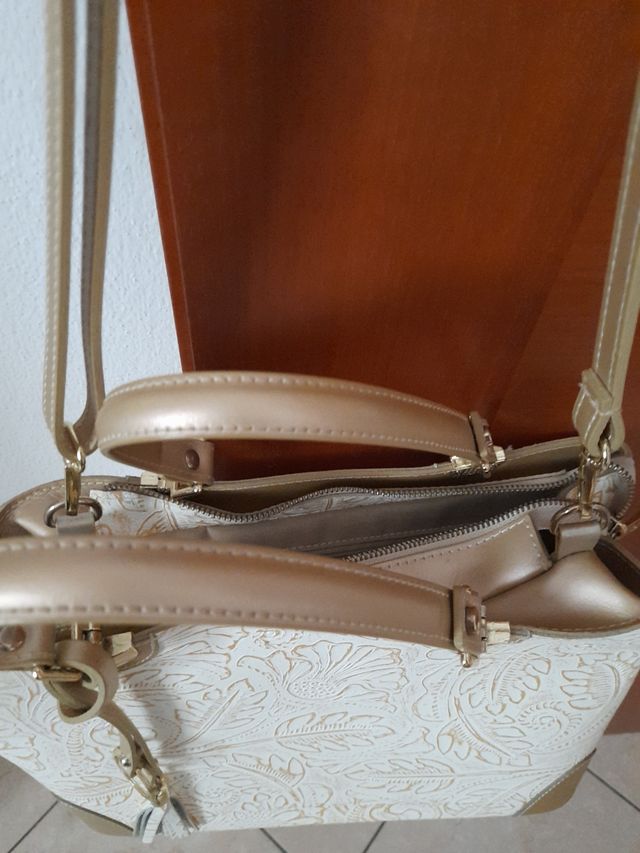 Borsa a mano o a spalla