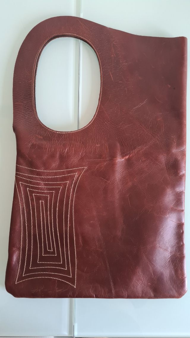 Bolso de cuero marrón 