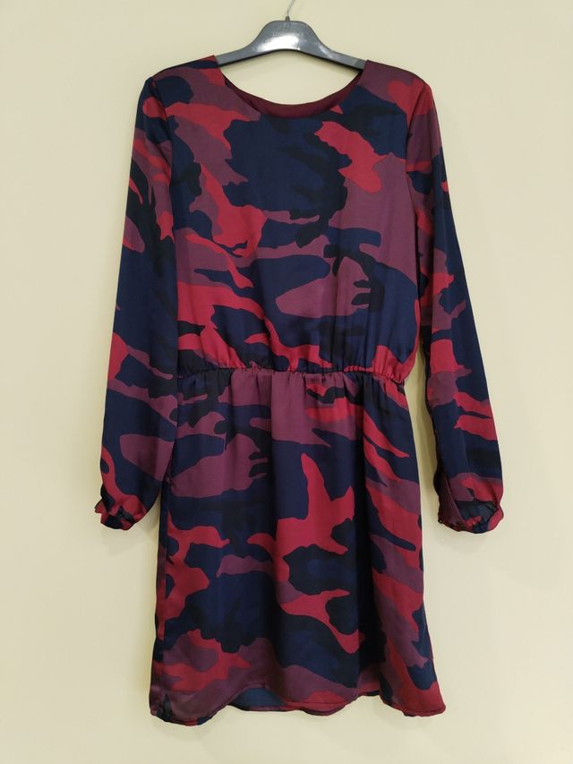 Vestido camuflaje satinado