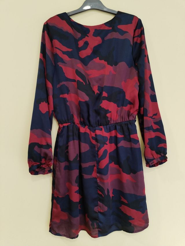 Vestido camuflaje satinado