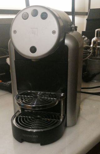 Cafetera Nespresso business
