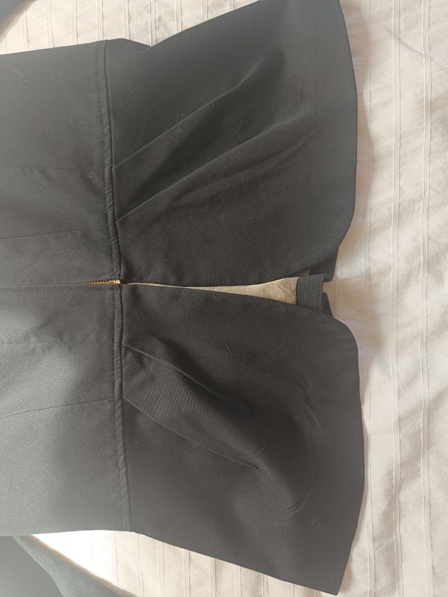 Chaqueta Cortefiel en buen estado.