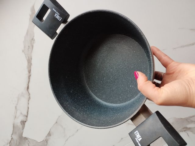 Pentola antiaderente