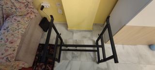 Banco (a medida) para teclado con ruedas ajustable