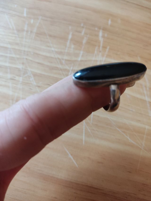 Anillo de plata con piedra onix