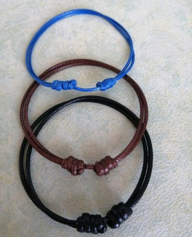 Pulseras estilo surfero sencilla