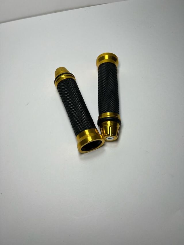 Puños cromados amarillo eléctrico