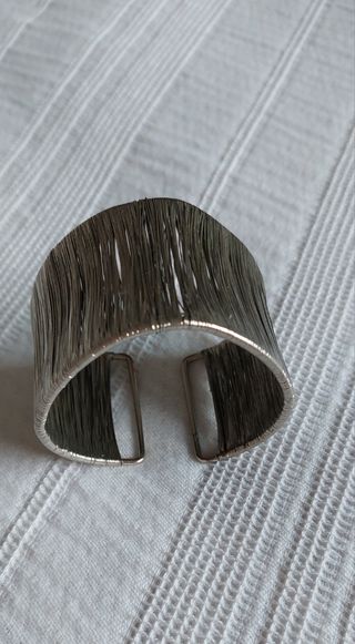 Pulsera brazalete