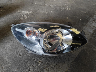 Faro derecho 27152800 Renault Twingo II (200 y_831