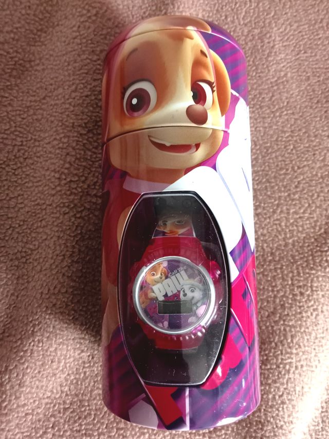 Paw Patrol (novo mealheiro e relógio digital)