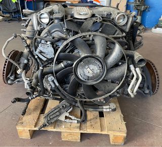 Motor V12 BMW