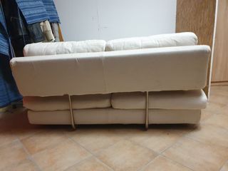 Divano 2 posti con copertura in cotone bianco