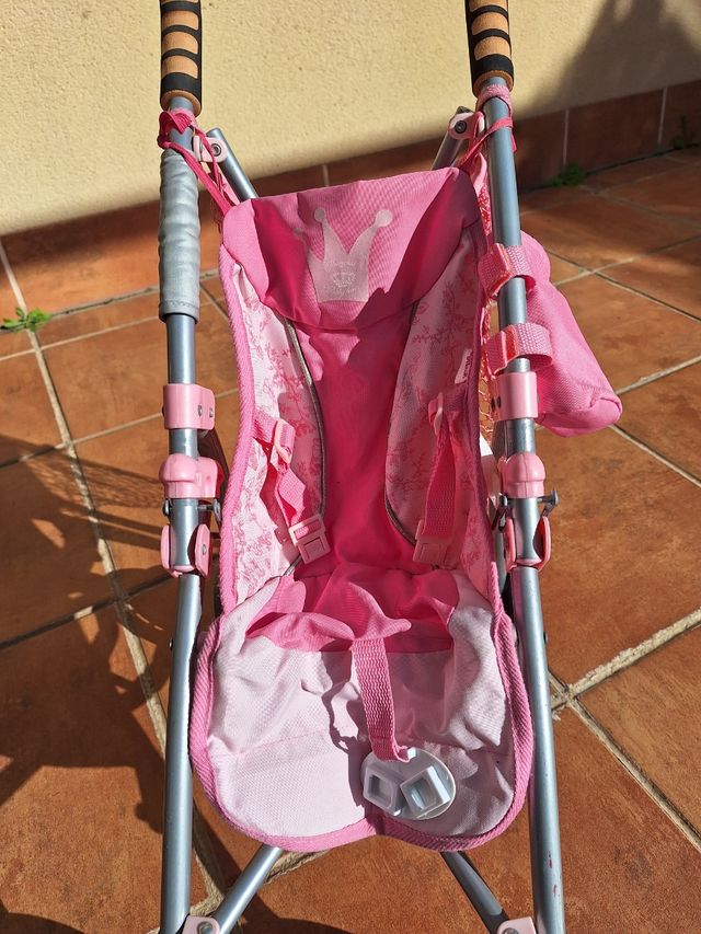 Carrello giocattolo e culla