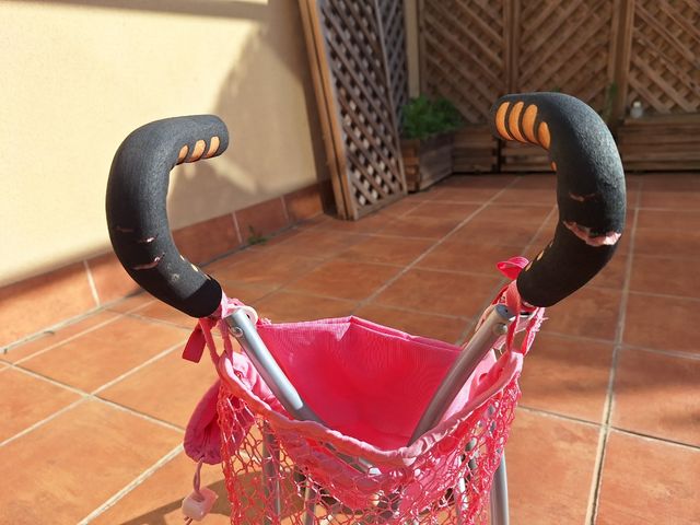 Carrello giocattolo e culla