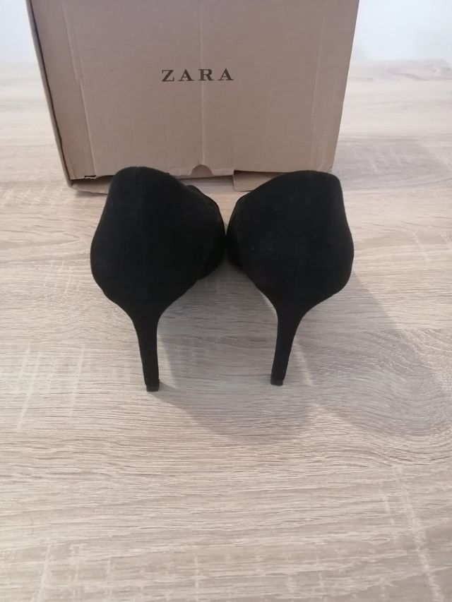 Tacon zara 35 negro de ante