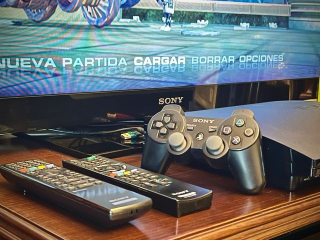 SONY TV HD 46” + SONY PS3 (LOTE)