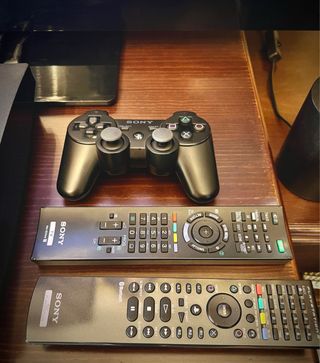 SONY TV HD 46” + SONY PS3 (LOTE)