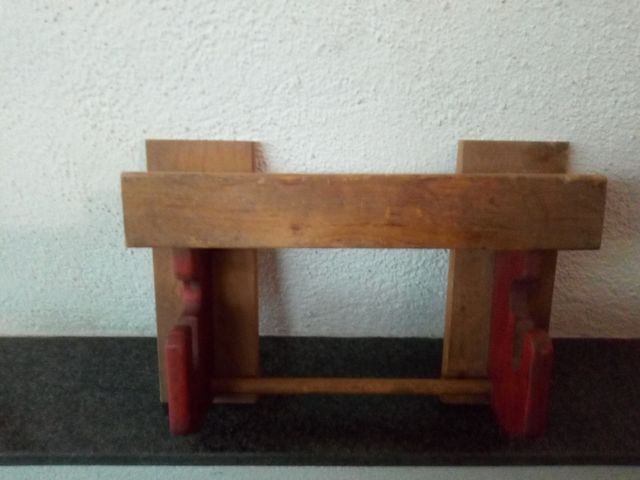 Colgador de madera