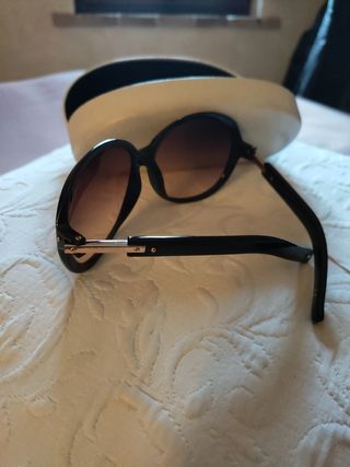 Occhiali da sole ysl