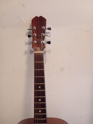 Guitarra acústica admira Wester