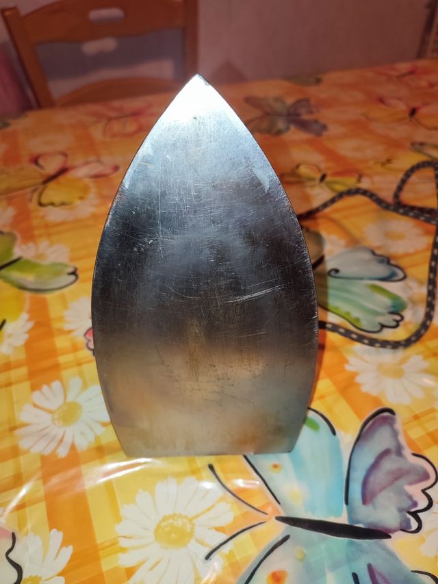 Ferro da stiro vintage da collezione