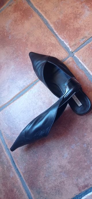Zapatos planos piel destalonados 