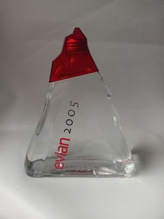 Bottiglia da collezione evian 2005