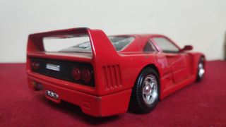 Ferrari F40 1:24 Quiloy Hecho en España