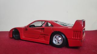 Ferrari F40 1:24 Quiloy Hecho en España