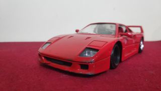 Ferrari F40 1:24 Quiloy Hecho en España