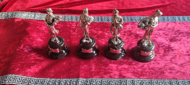 Las 4 estaciones. Plata Pedro Durán