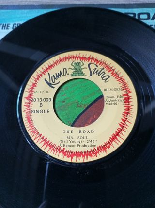 The Road the grass... Mr soul single