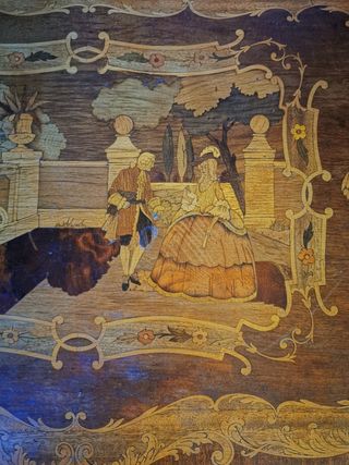 Cajonera. Antigua. Marquetería