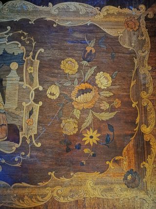 Cajonera. Antigua. Marquetería