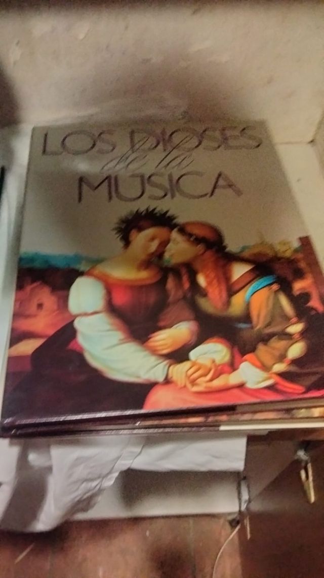 Libros de los dioses de la música
