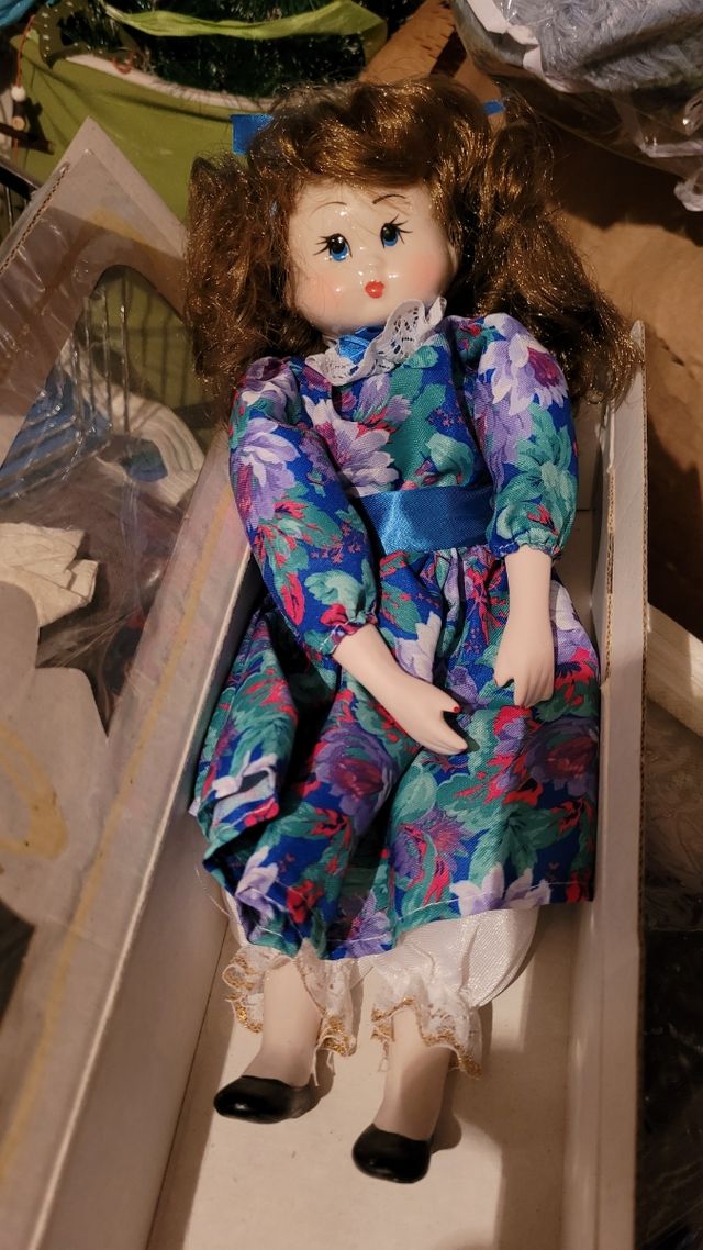 Muñeca de porcelana (no envios)