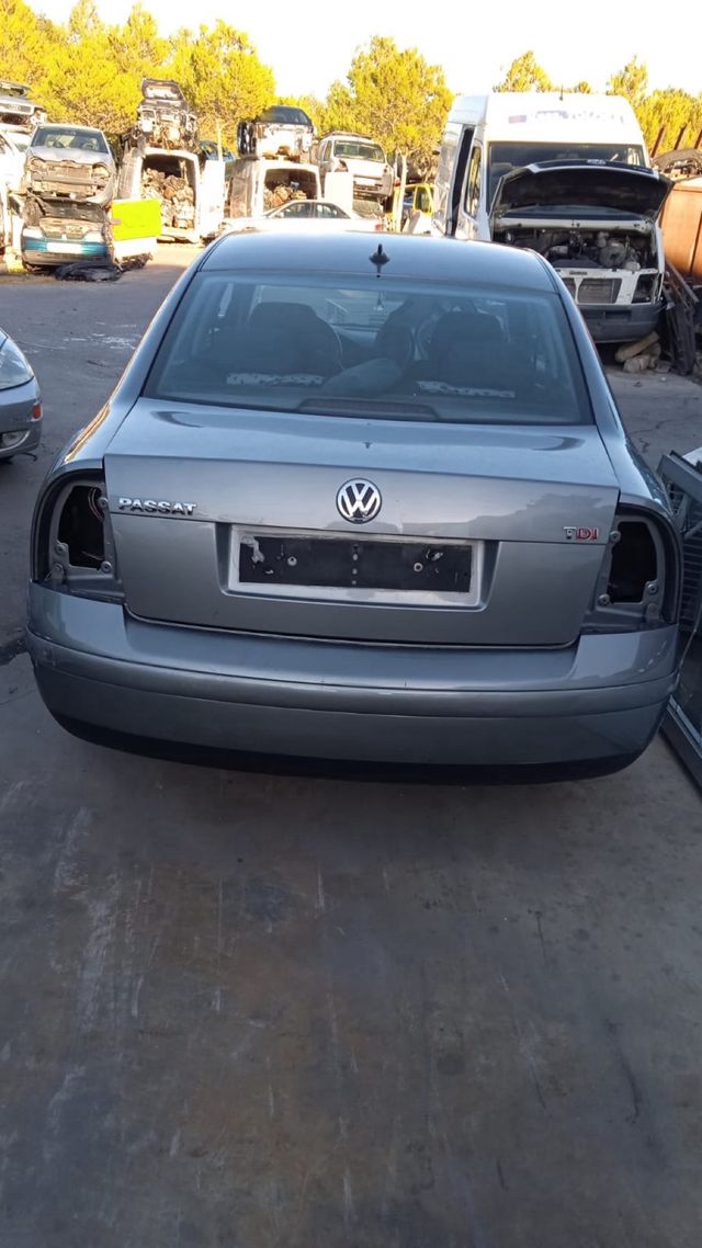 DESPIECE VOLKSWAGEN PASSAT AÑO 2003