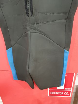 Traje neopreno surf