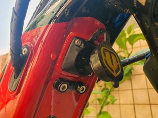 Lote 10 Tapas Puerto De Carga Mondraker Marrón