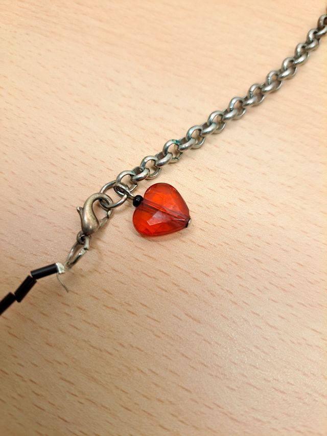 Collana originale con perle, cuori, fiocchi, caten